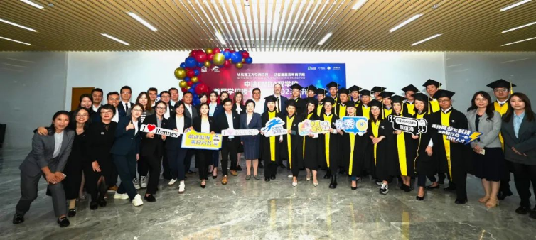 1698996947406704.png image.png